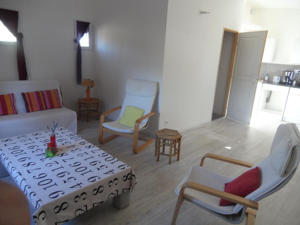 Apartamento Mas Vincent La Fare-les-Oliviers Exterior foto